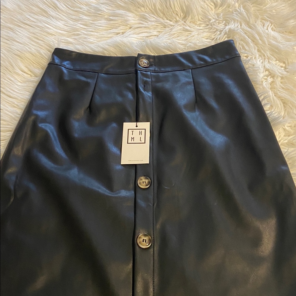 THML Black Button-Front Pencil Skirt mid length 27” brand new - Picture 7 of 7